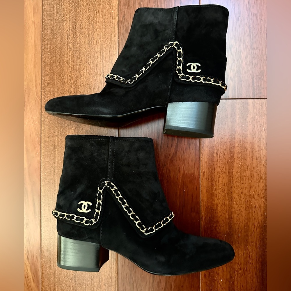 100% Authentic CHANEL Black Suede Ankle Boots with Gold Chain Detail